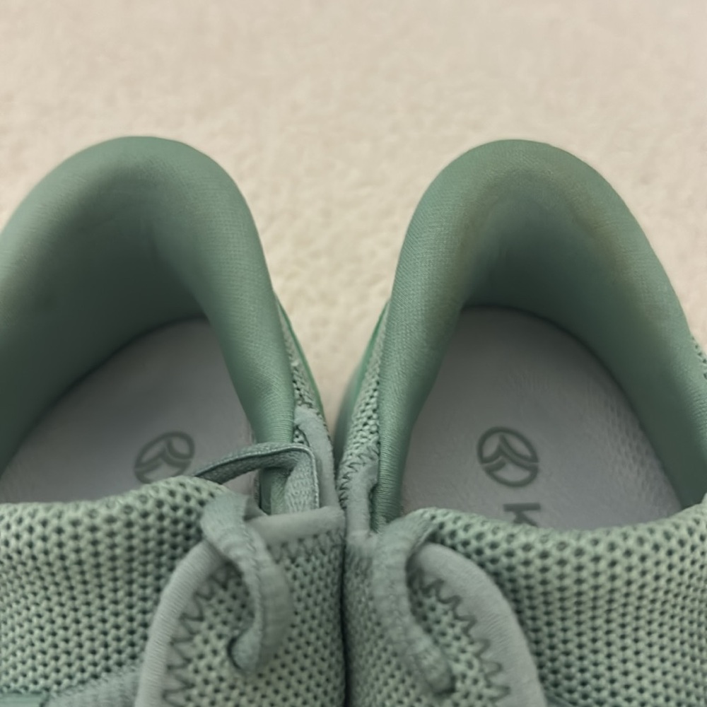 Kizik Madrid Eco Knit Sage Sneakers Size M 6 W 7.5 - Picture 8 of 13